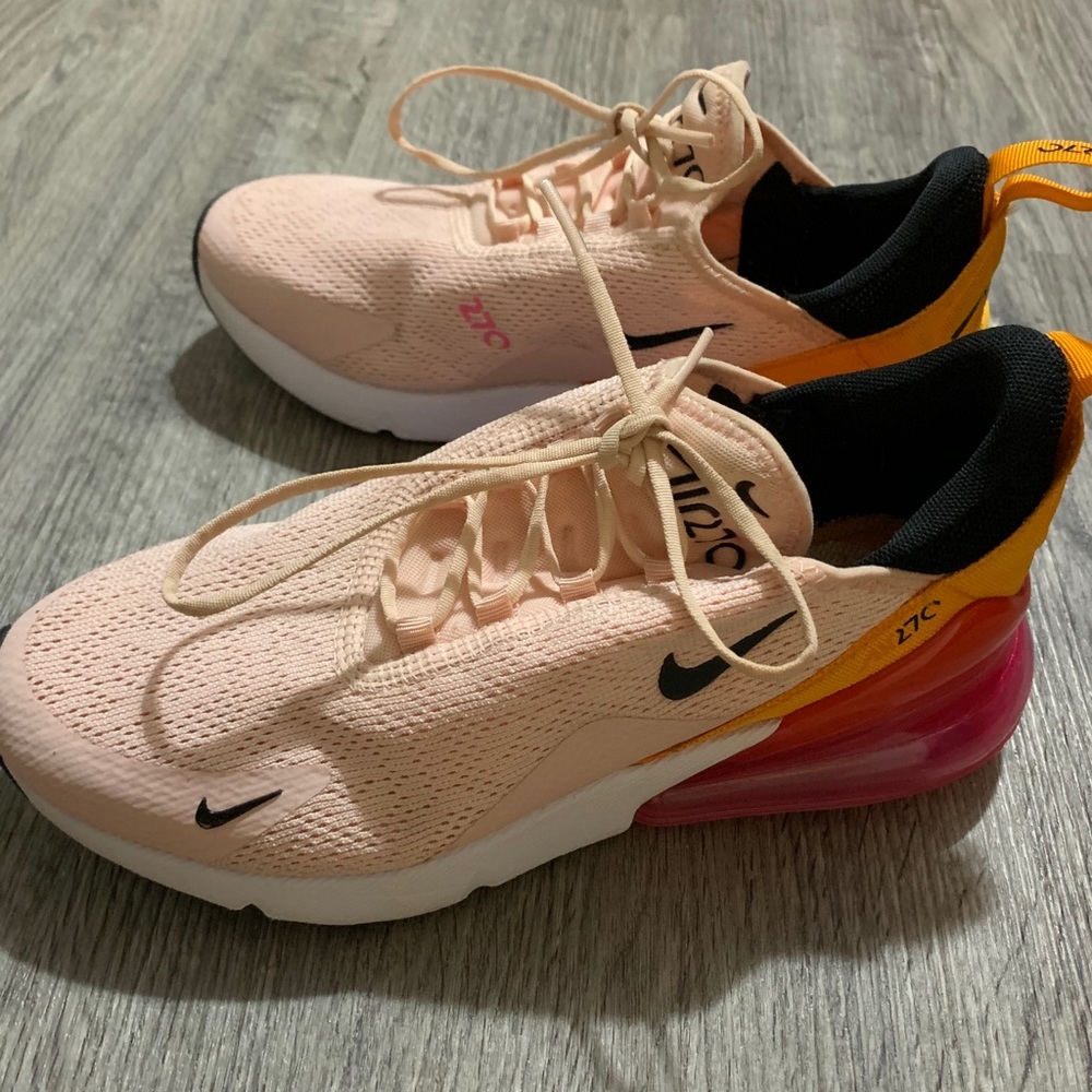 Nike Air Max 270